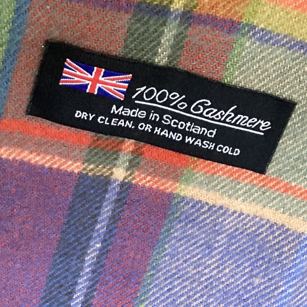 100% cashmere unisex scarf Scotland like new